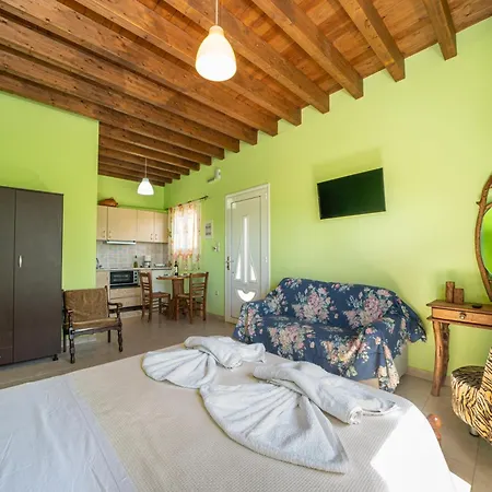 Apartmán Moudilos 3 *